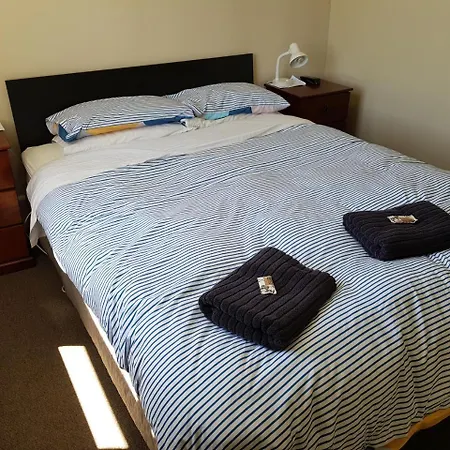 Dorset House Backpackers-3